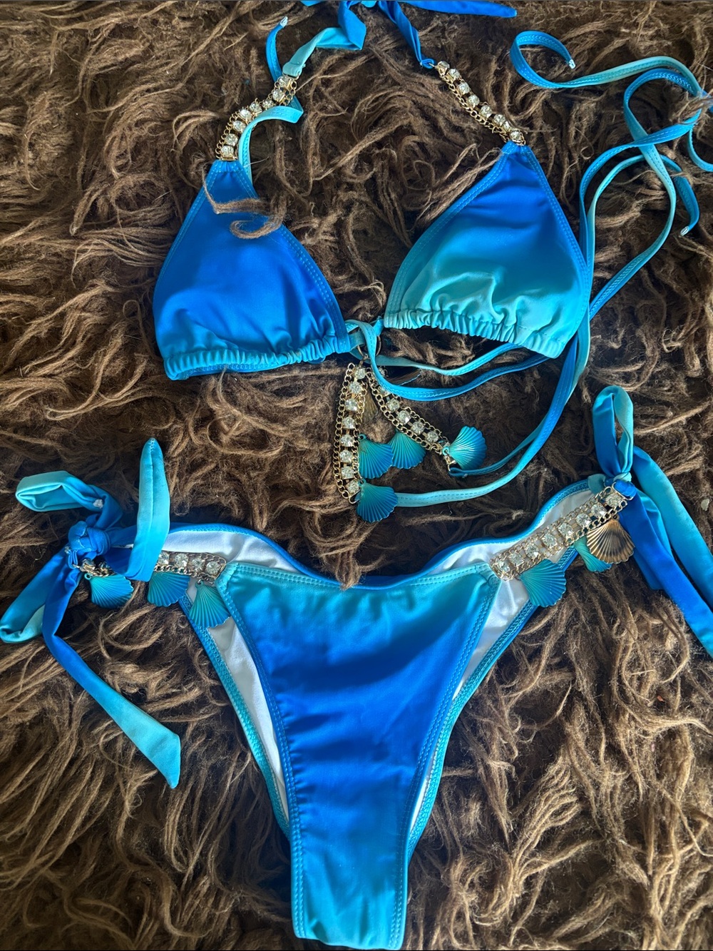 BLING! Blue Ombre Sea Shell/Gold/Rhinestone Strappy Tie Bikini. Medium.